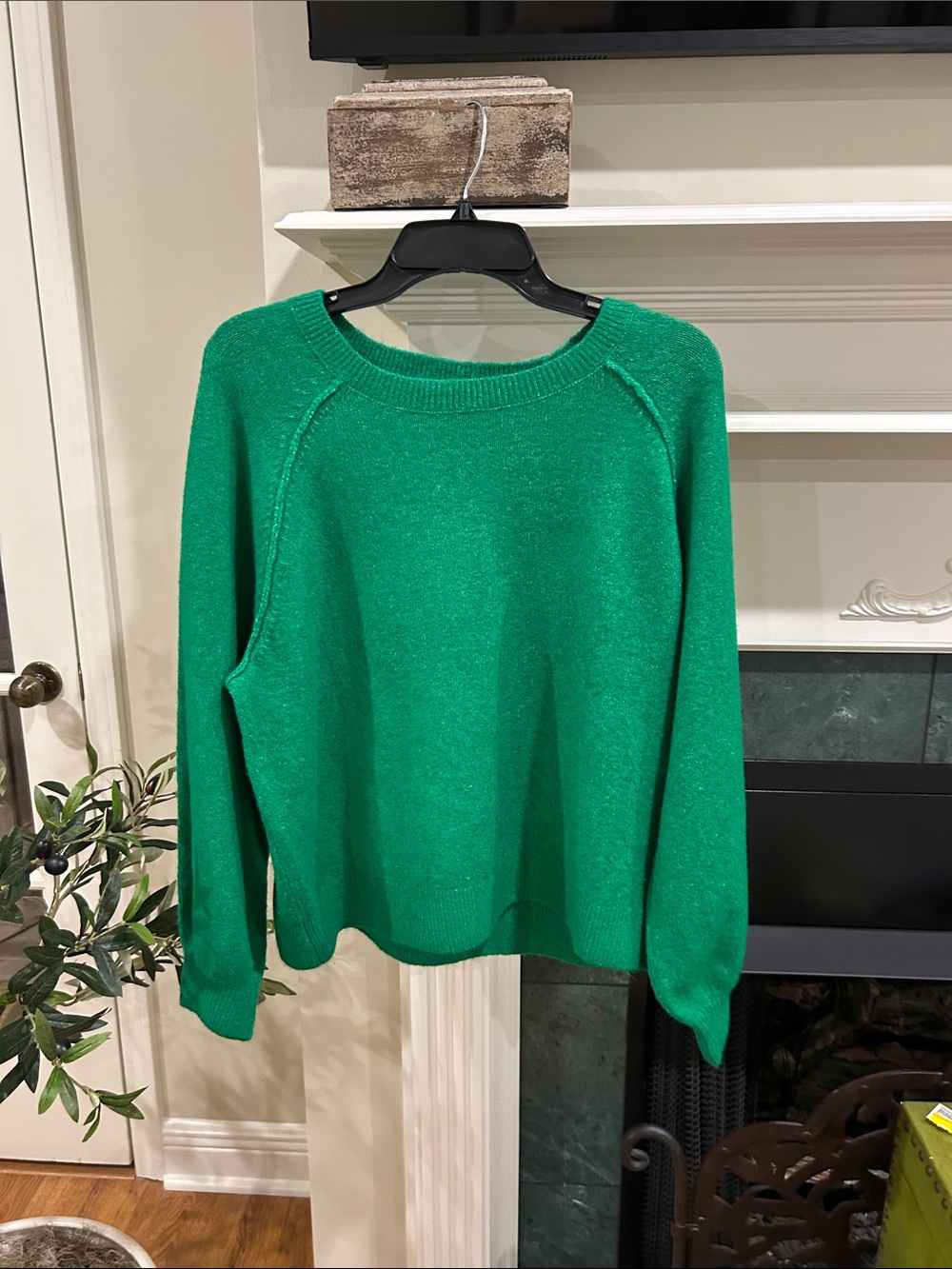 Vince Camuto Bright Green Crewneck Sweater